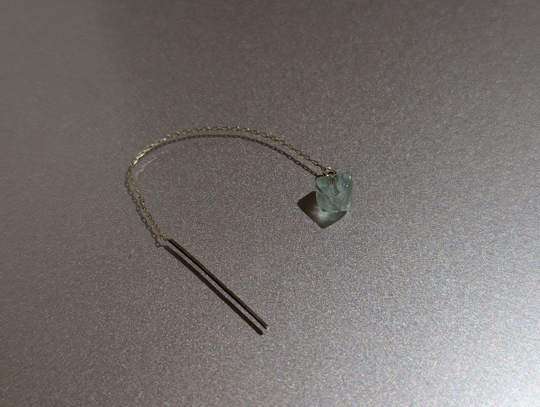 bororo ボロロ　アメリカンピアス　フルオライト　片耳