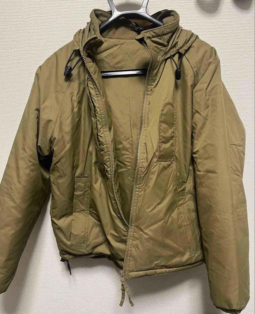 コヨーテカラー ダウンジャケット フード付き