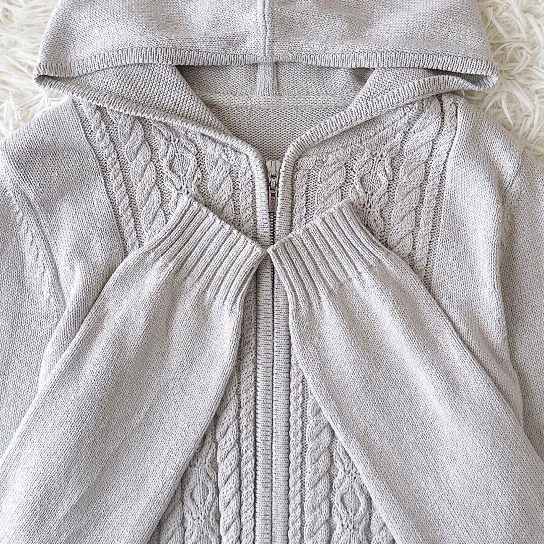 フォクシー✨フーデットパーカー ニット ケーブル編み ダブルジップ グレージュ