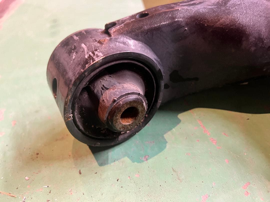 T*ん様 J-LINE ZVW30 プリウス アクスル