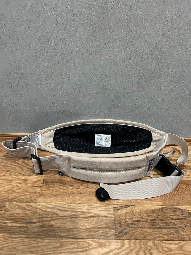 グスケット365抱っこ紐 Plus ベージュ　箱付き