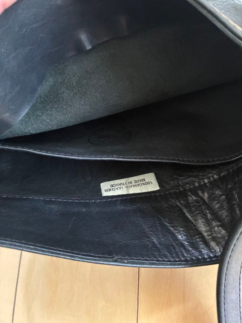 APC アーペーセー ビンテージ フランス製 レザーショルダーバッグ (黒)