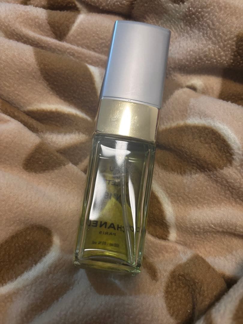 CHANEL N°19 オードトワレ 50ml