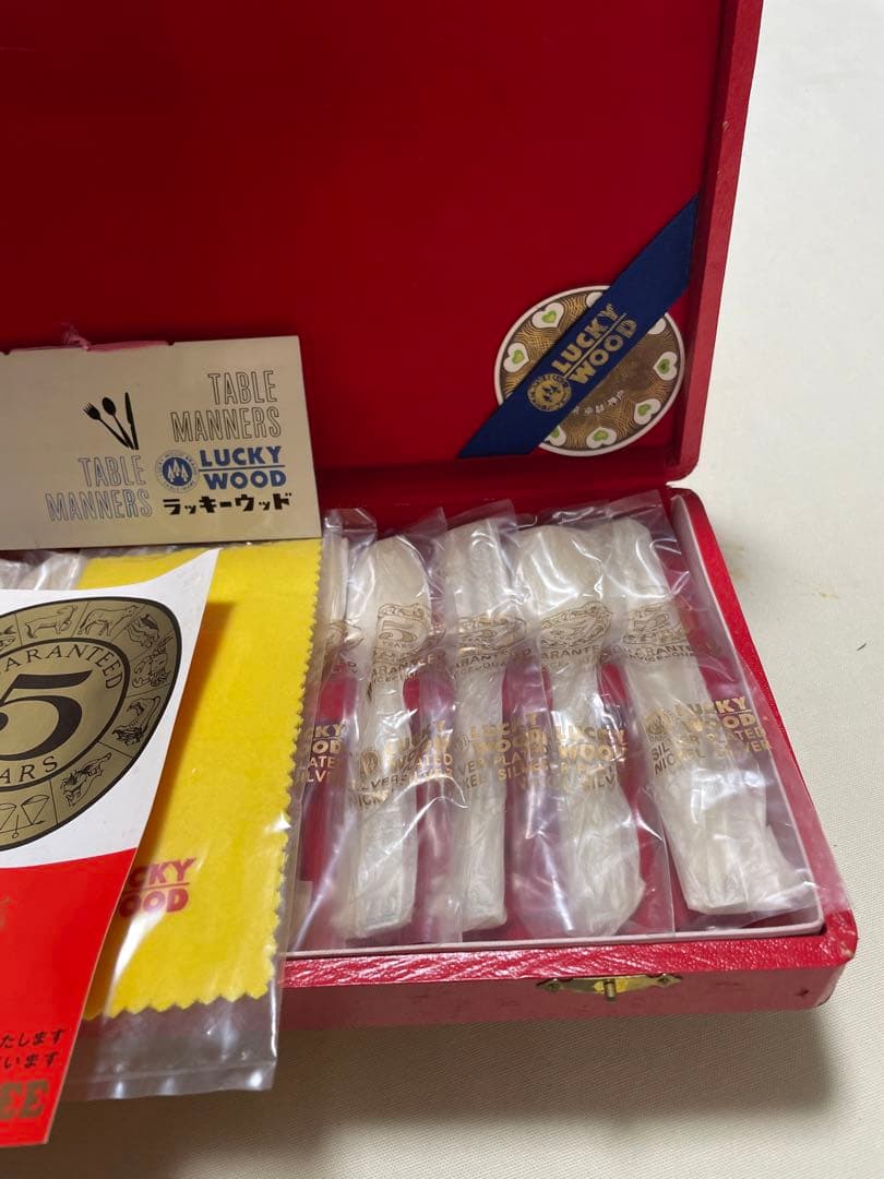 銀スプーン6本と銀フォーク6本のセット