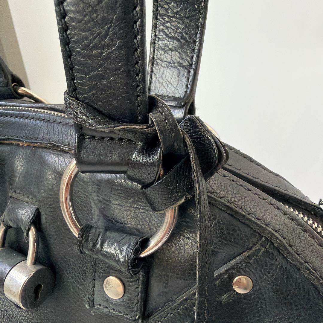 イヴ・サンローラン ミューズ パテント ショルダーバッグ