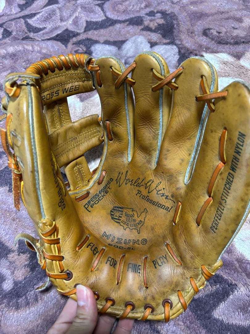赤カップ　ミズノ　ワールドウィン　硬式　外野　グローブ　当時物　昭和レトロ