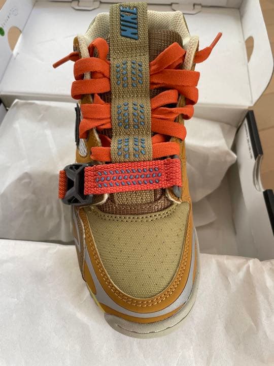 売りつくし★値下げ★新品★NIKE エアトレーナー1SP