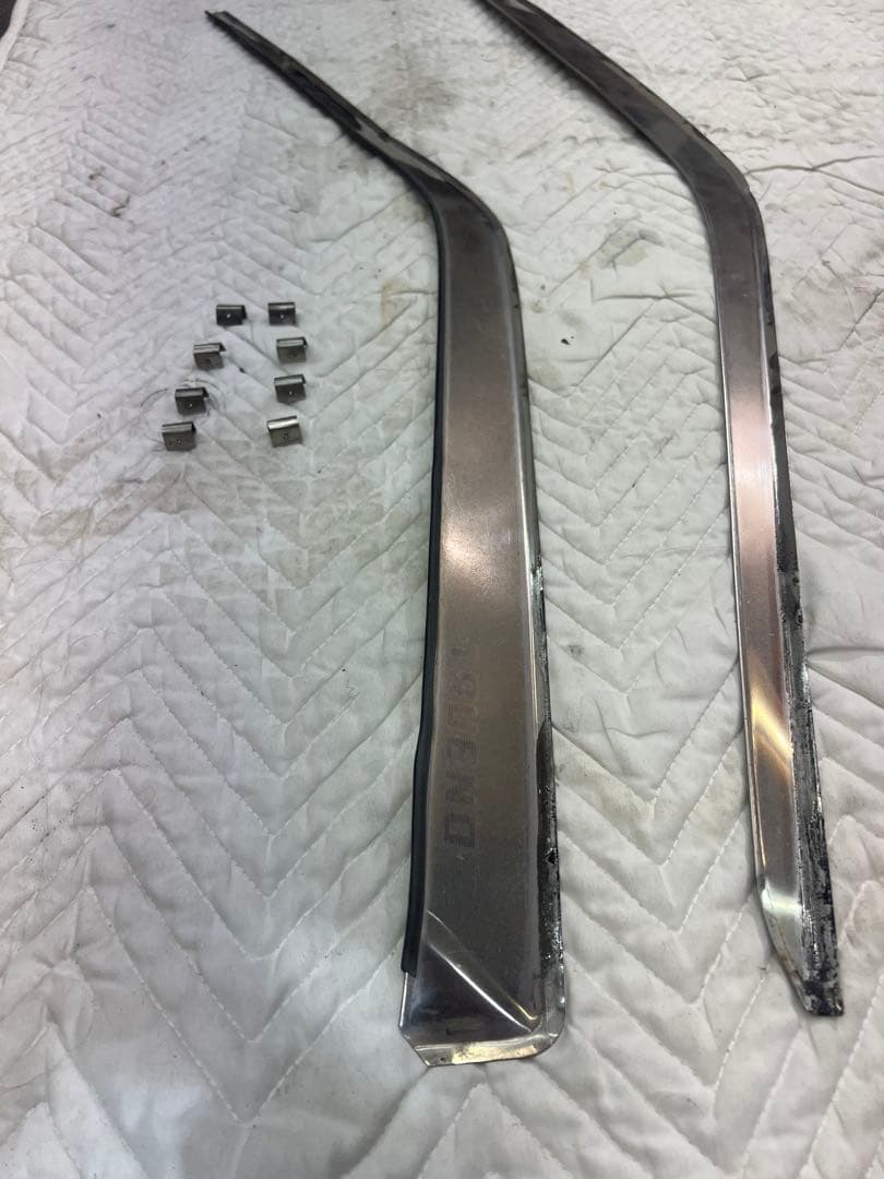 AE86 バイザー　純正　クリップ付き　トレノ