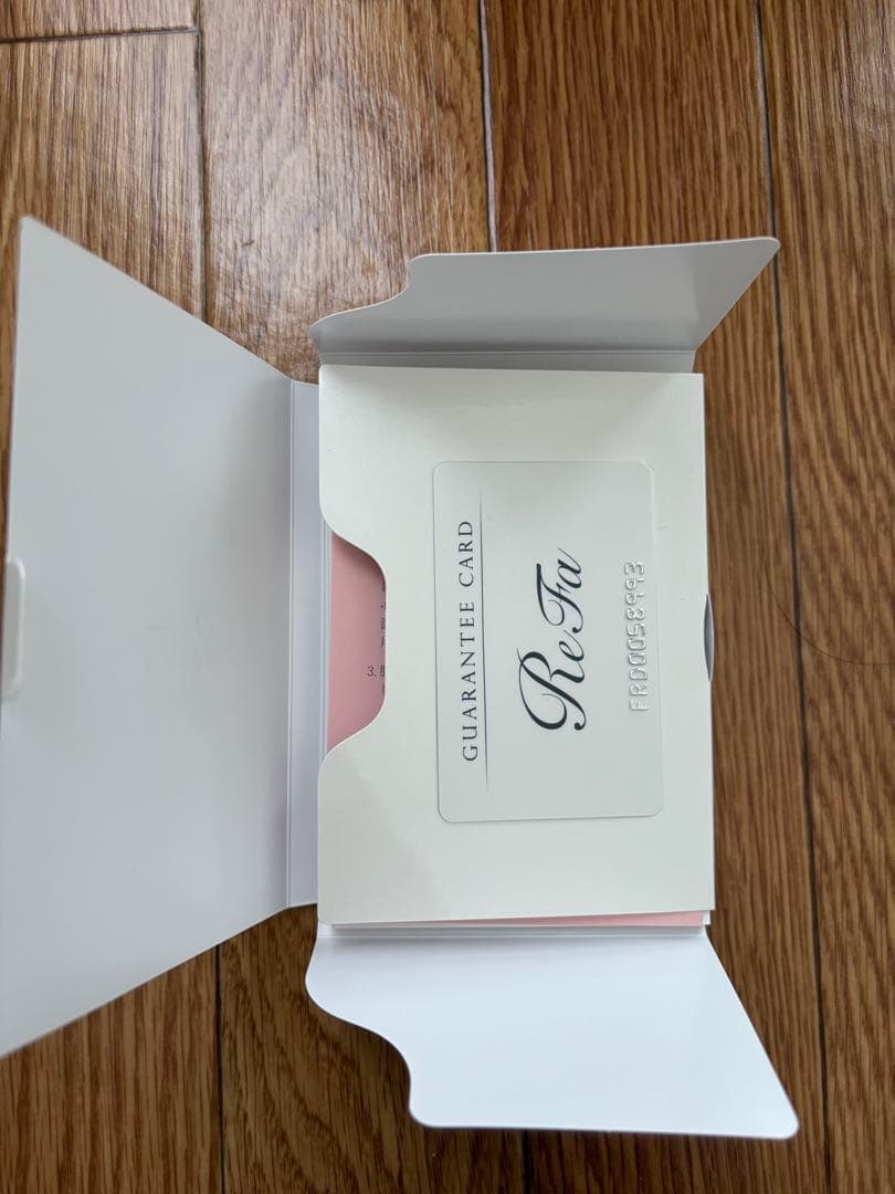 リファ　フォーカラットレイ