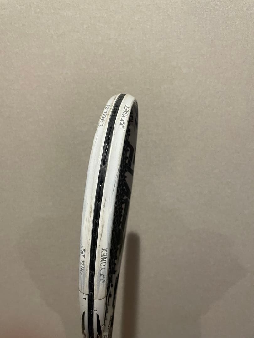 YONEX Fレーザー9V