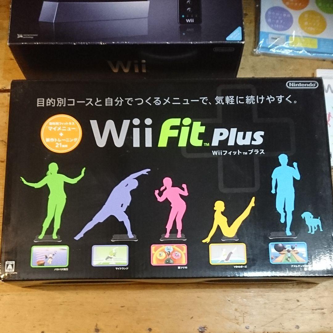 Wii Fit Plus バランスWiiボード クロ セット