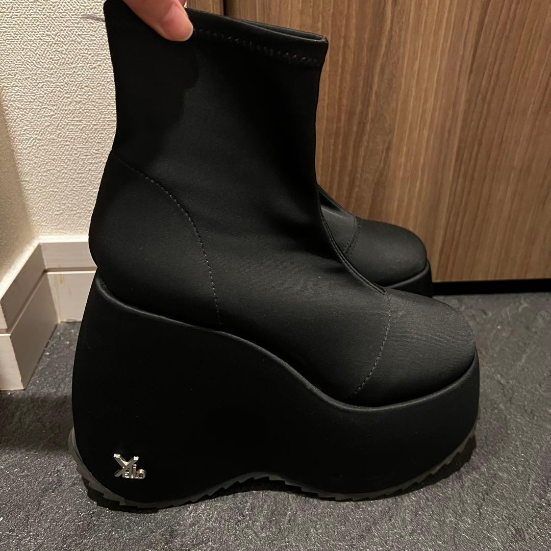 【新品】Yello TOKYOBLACKPLATFORM SHORTBOOTS