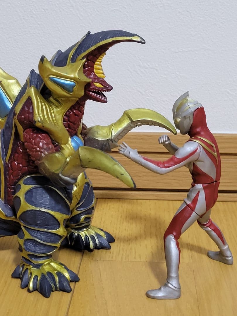 ウルトラマンガイア&ウルトラマンアグルVS宇宙怪獣 フィギュア8個セット