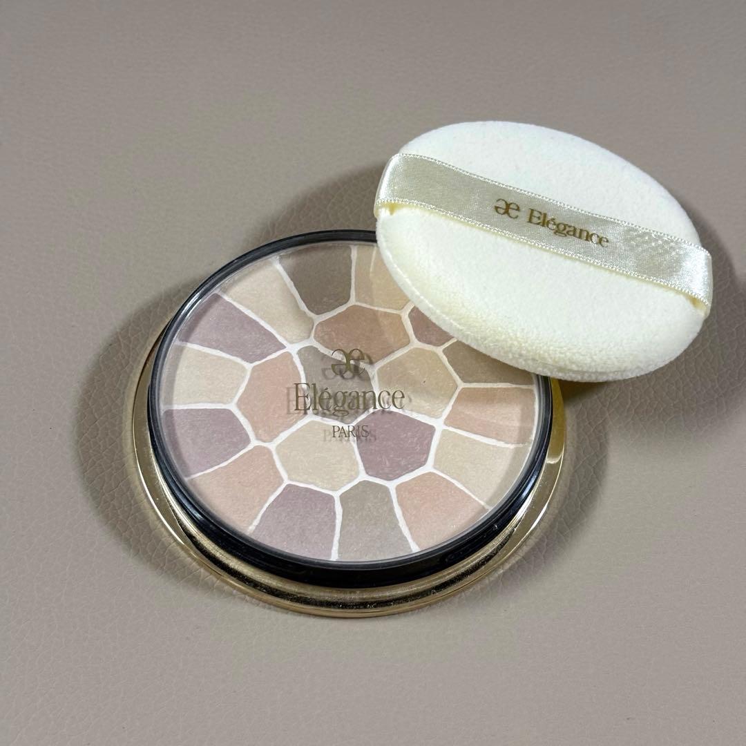 Elegance ラ プードル オートニュアンス Ⅴフェイスパウダー
