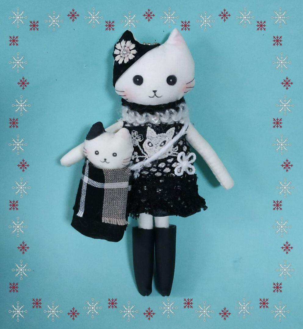 ドールチャーム　バッグチャーム　ハンドメイド　人形