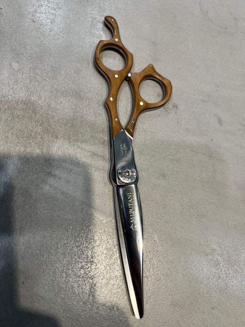 ミズタニ　シザー　SWORD Wood Olive 6.2インチ