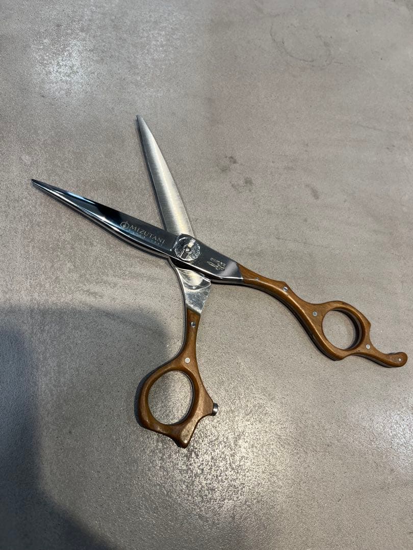 ミズタニ　シザー　SWORD Wood Olive 6.2インチ