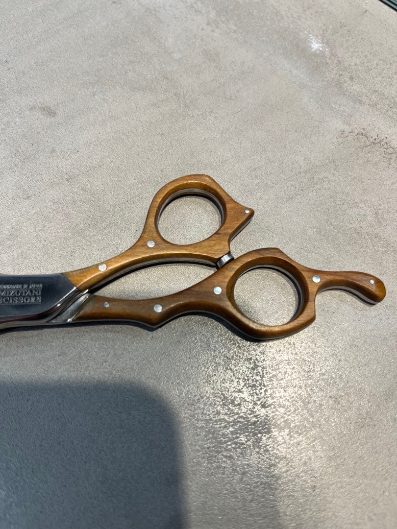 ミズタニ　シザー　SWORD Wood Olive 6.2インチ
