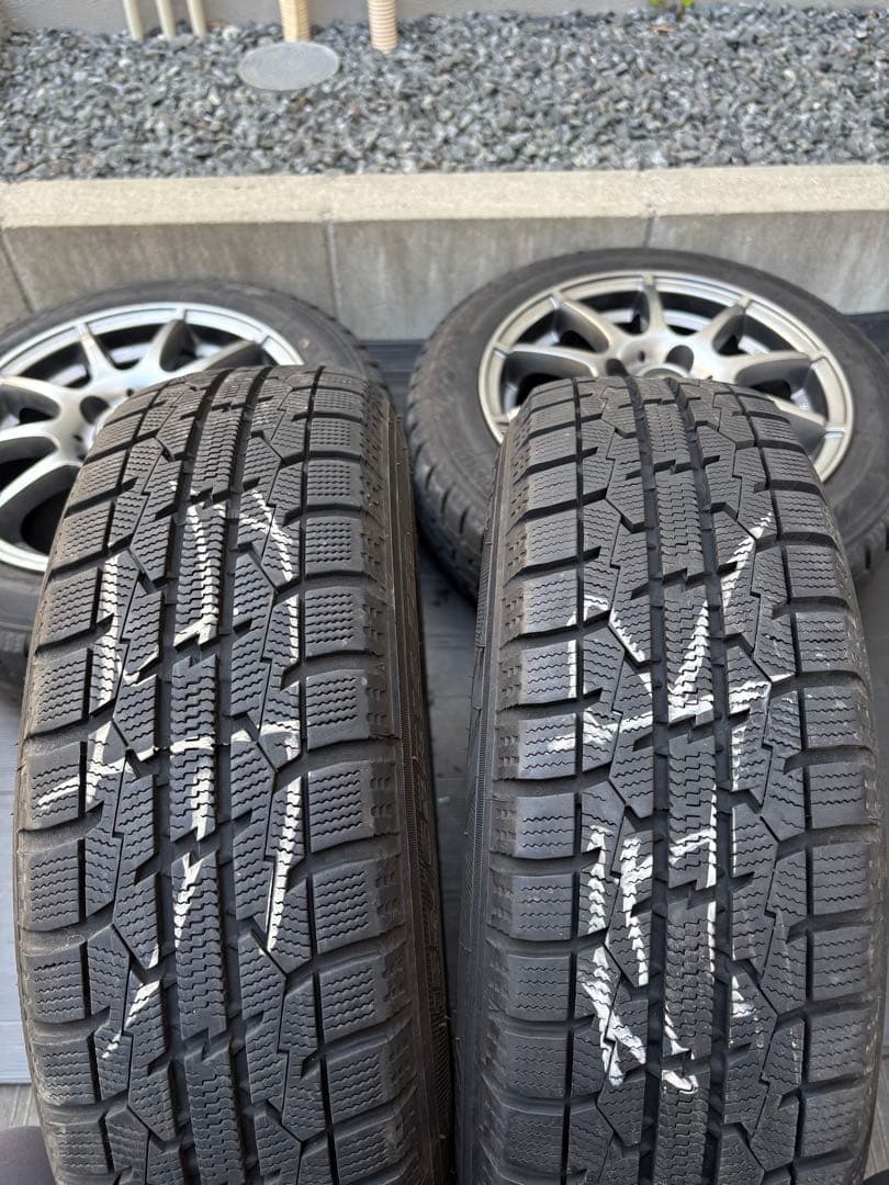 お取引中 SCHNEIDER14インチ23年TOYOスタッドレス⛰️４本