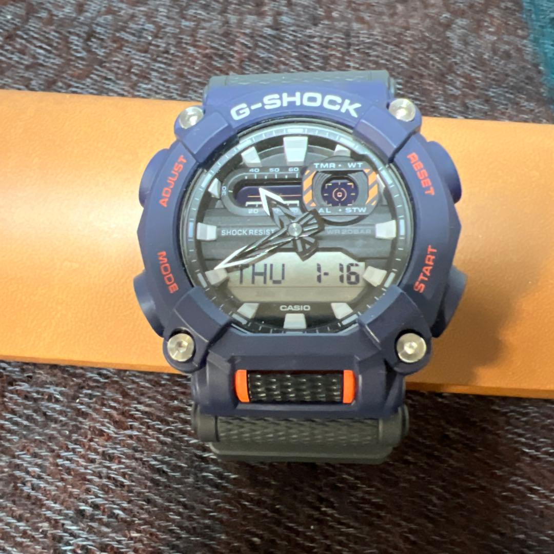 【極美品】G-SHOCK GA-900-2AJF 腕時計