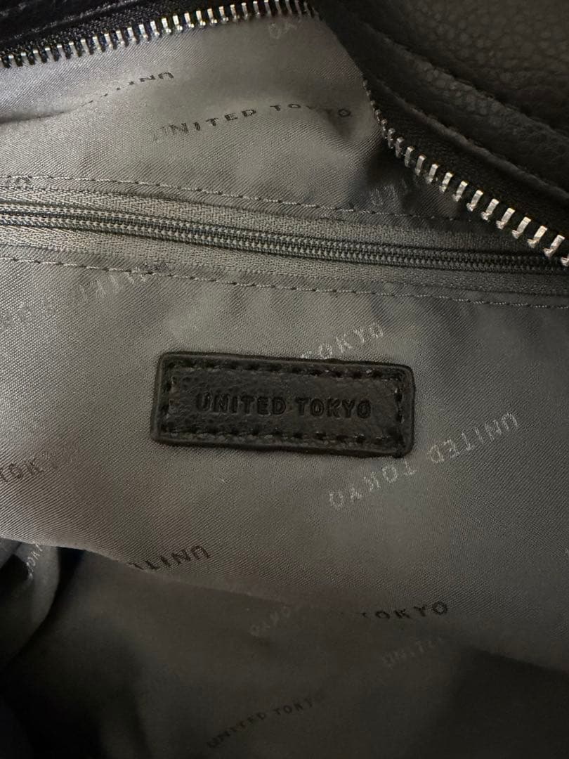 UNITED TOKYO ユナイテッドトウキョウ レザーショルダーバッグ