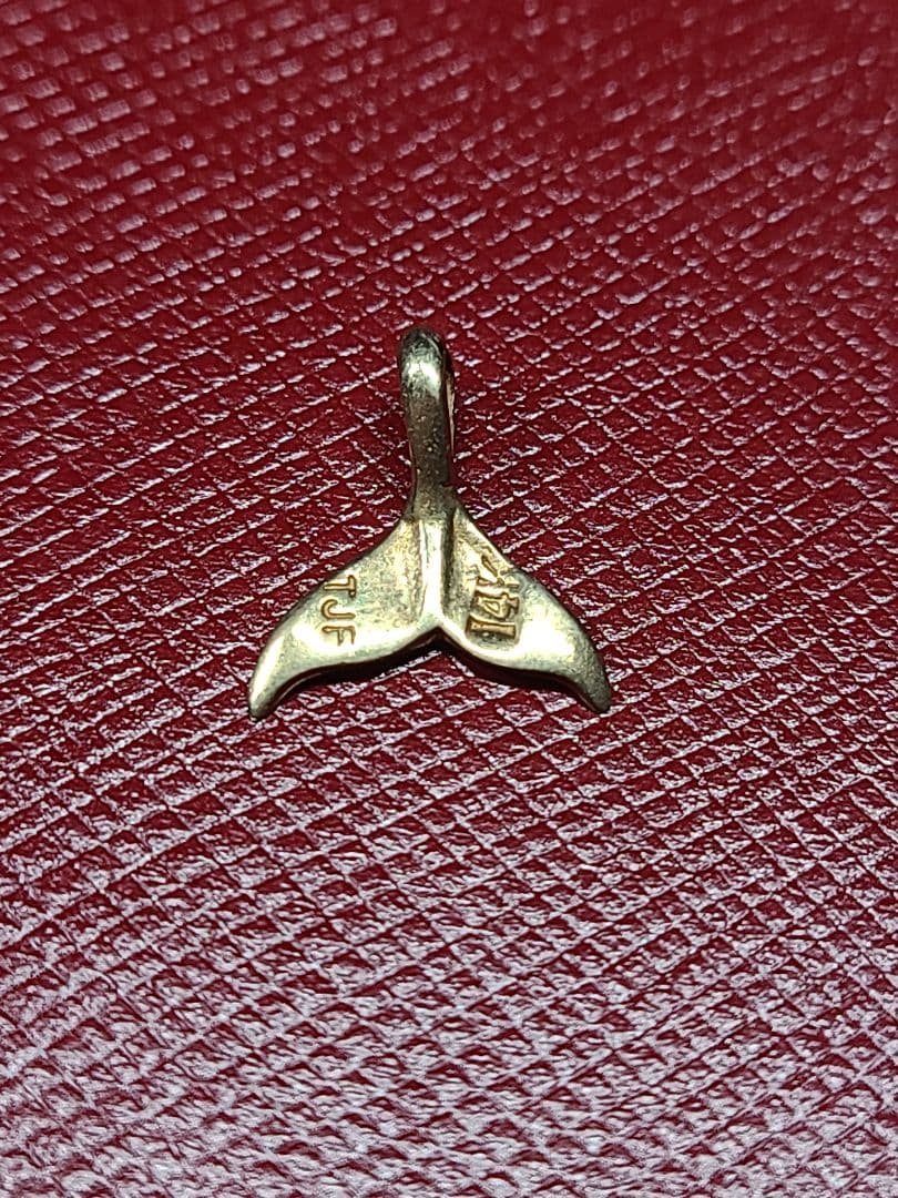 ふくまるクジラ尾モチーフk14ネックレストップ