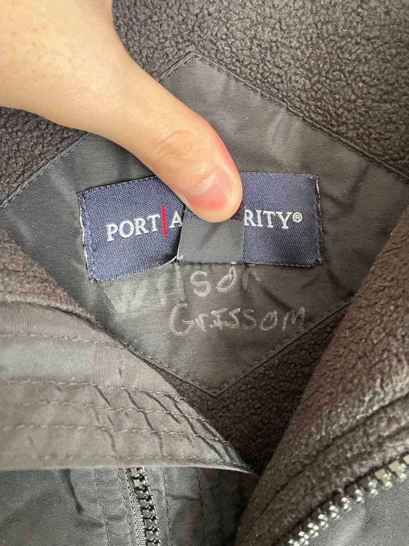 PORT AUTHORITYナイロンシェルジャケット