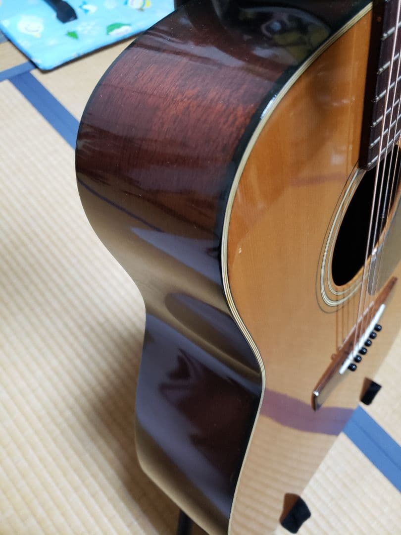 ヤマハ　YAMAHA　FG180赤ラベル