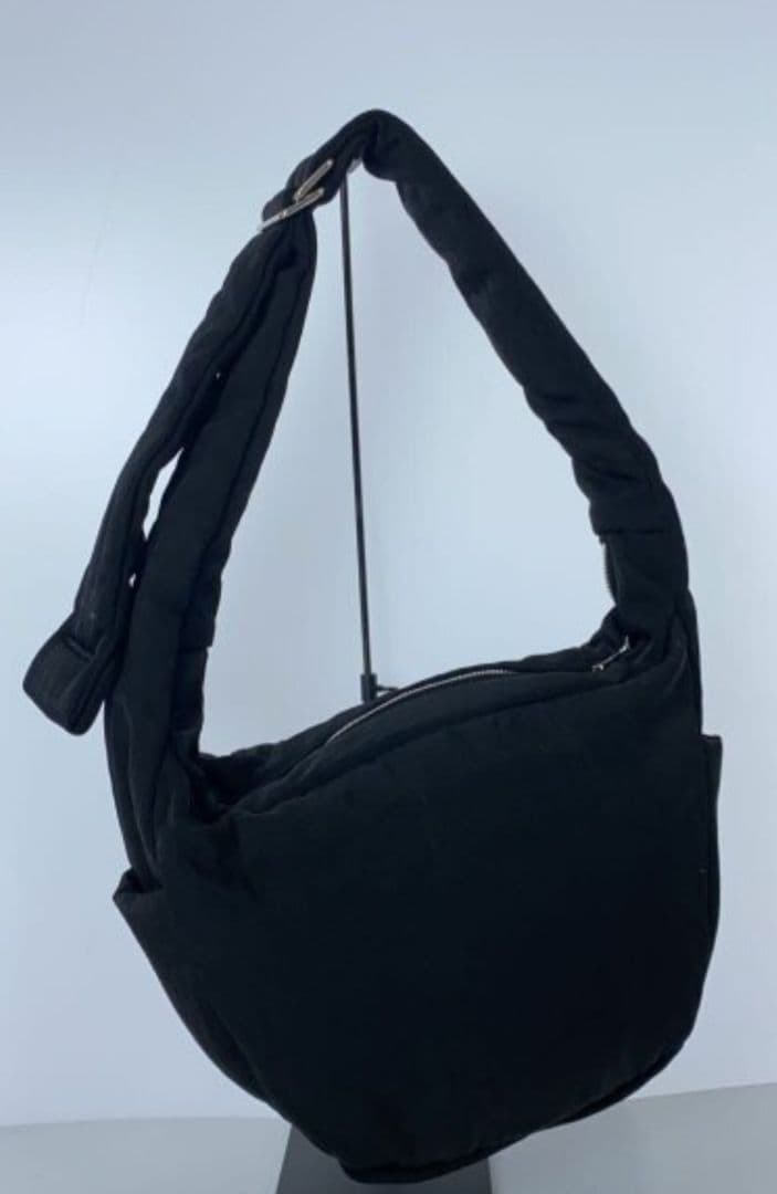 ITTI　ショルダーバッグ