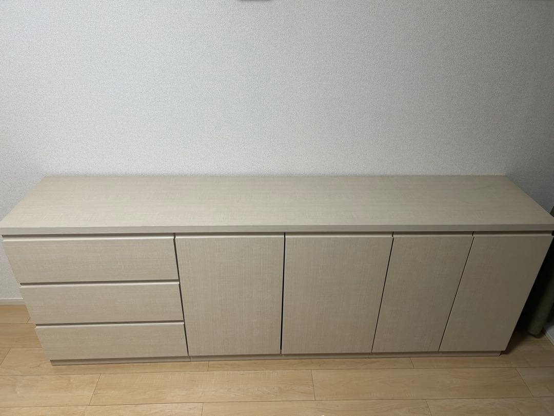 あき　※分解して発送します　KEYUKA リビングボード　送料込み