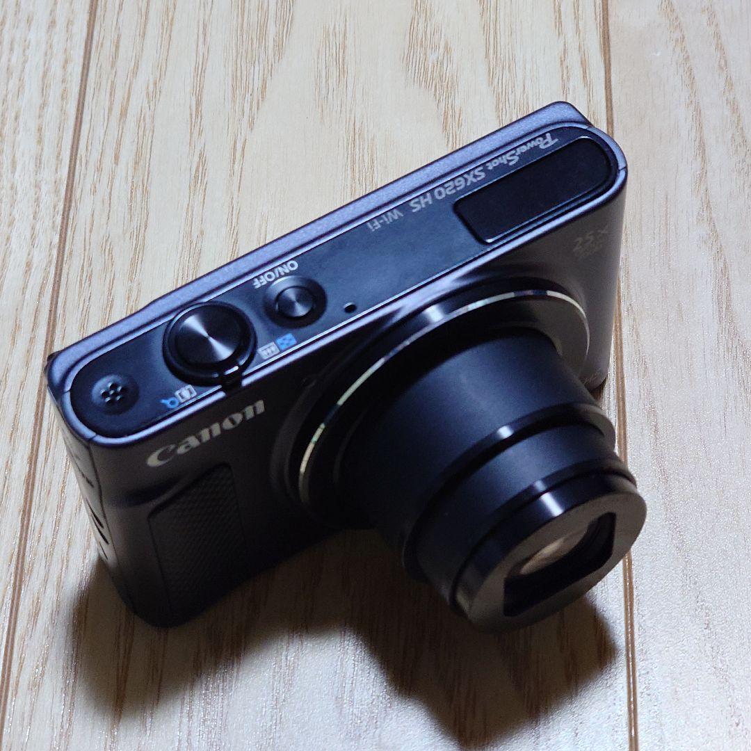 Canon PowerShot SX620 HS 本体と付属品