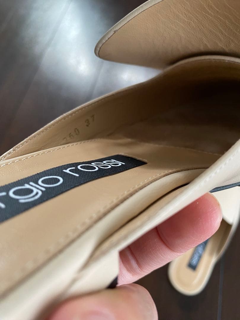 セルジオロッシsr1 ミュール