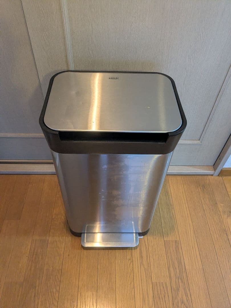 Joseph Joseph ペダル　ごみ箱　30l→90l 圧縮機能　ステンレス