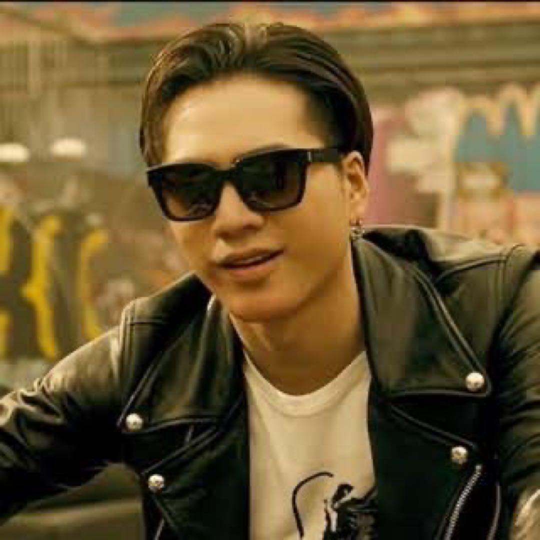 Saint Laurent BOLD 1 001サングラス 登坂広臣着用