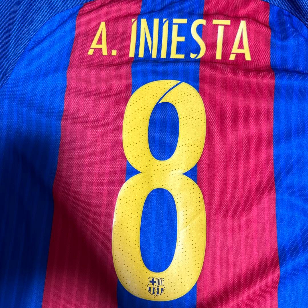 【超希少】　現地購入
A.イニエスタ FCバルセロナ時代のユニフォーム