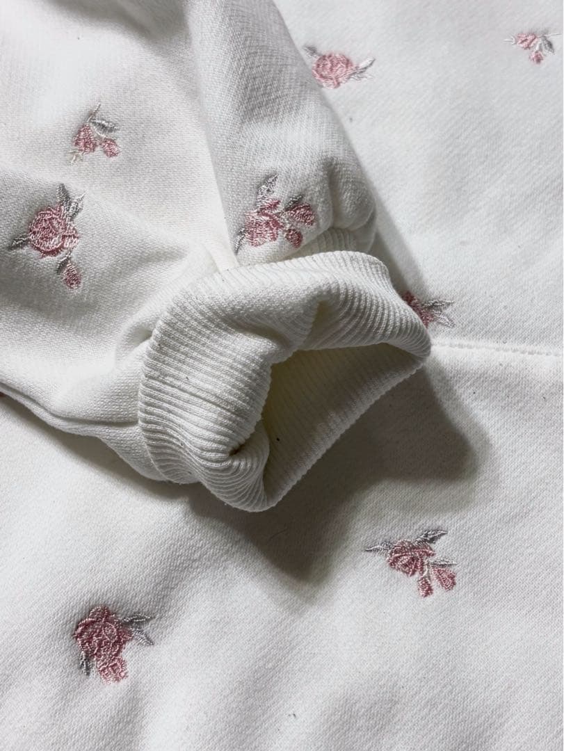 ダーリッチ darich フラワーエンブロイダリービッグフーディ ホワイト