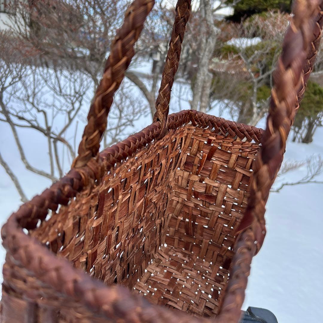 山葡萄カゴバッグ