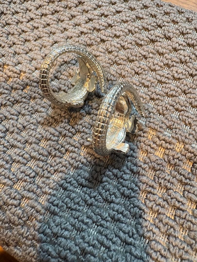 ミソラ　シルバー製 ワニ型　クロコ財布