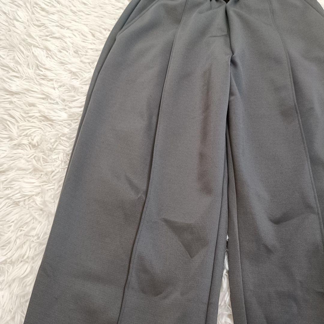 新品未使用　人気色　OHGA マシュマロパンツ　グレー　Mサイズ