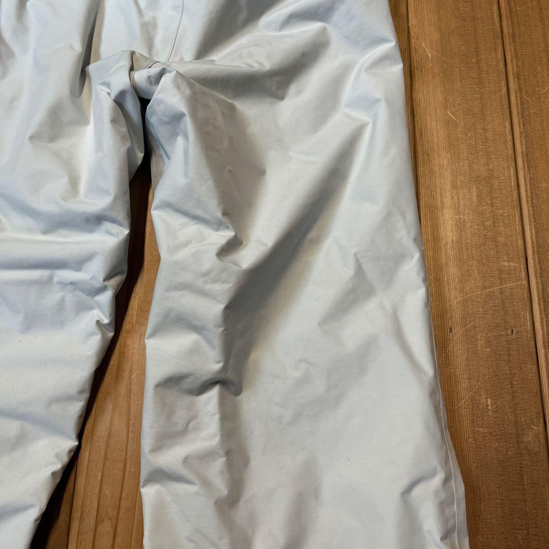 モンベル キッズ スノウウェア 140cm パウダーステップパンツ中古品 美品