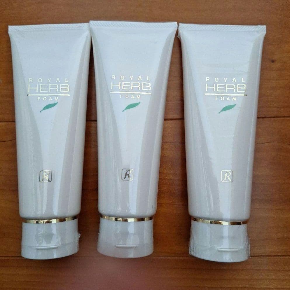 ハーブ　フォーム　洗顔フォーム　洗顔　金箔　美肌　3本セット