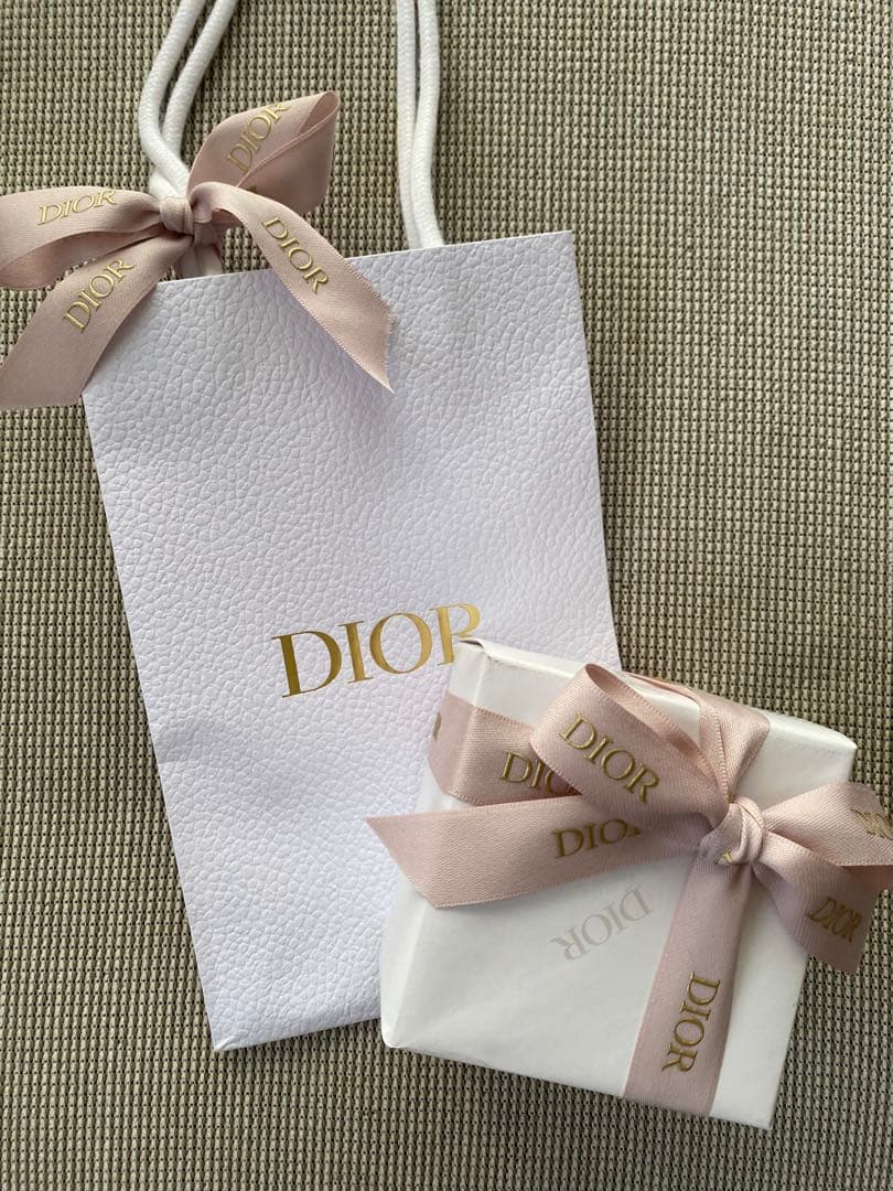 【新品】DIOR ミスディオール　バスパール　100g 限定品　入浴剤