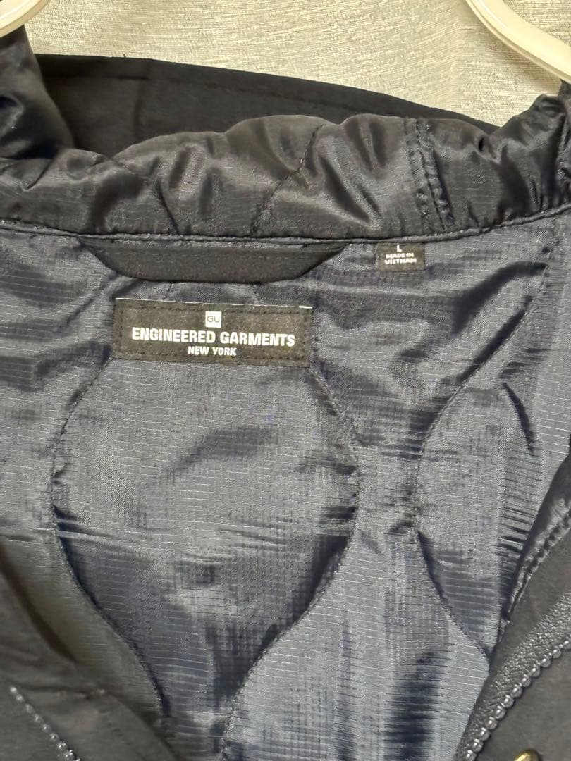 GU エンジニアードガーメンツ　パデットシェルパーカー　ネイビー　Lサイズ