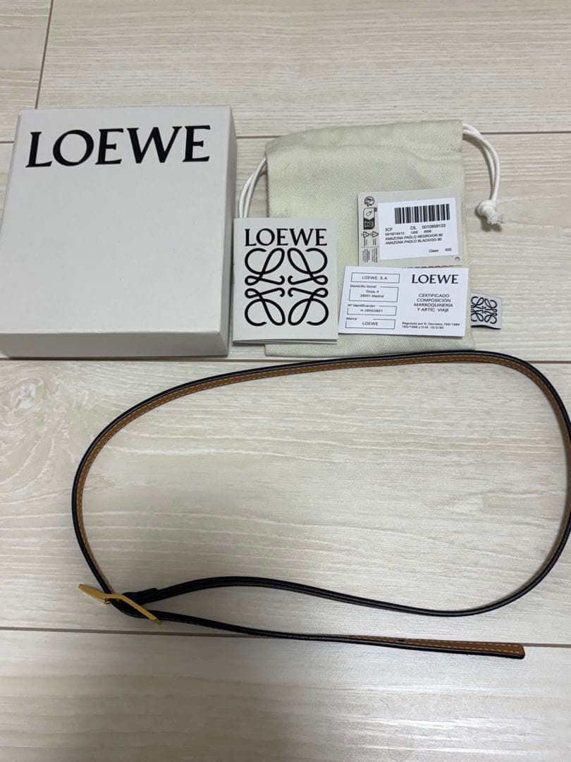 LOEWE ロエベ　アマソナパッドロックベルト　スムースカーフ　ブラックゴールド