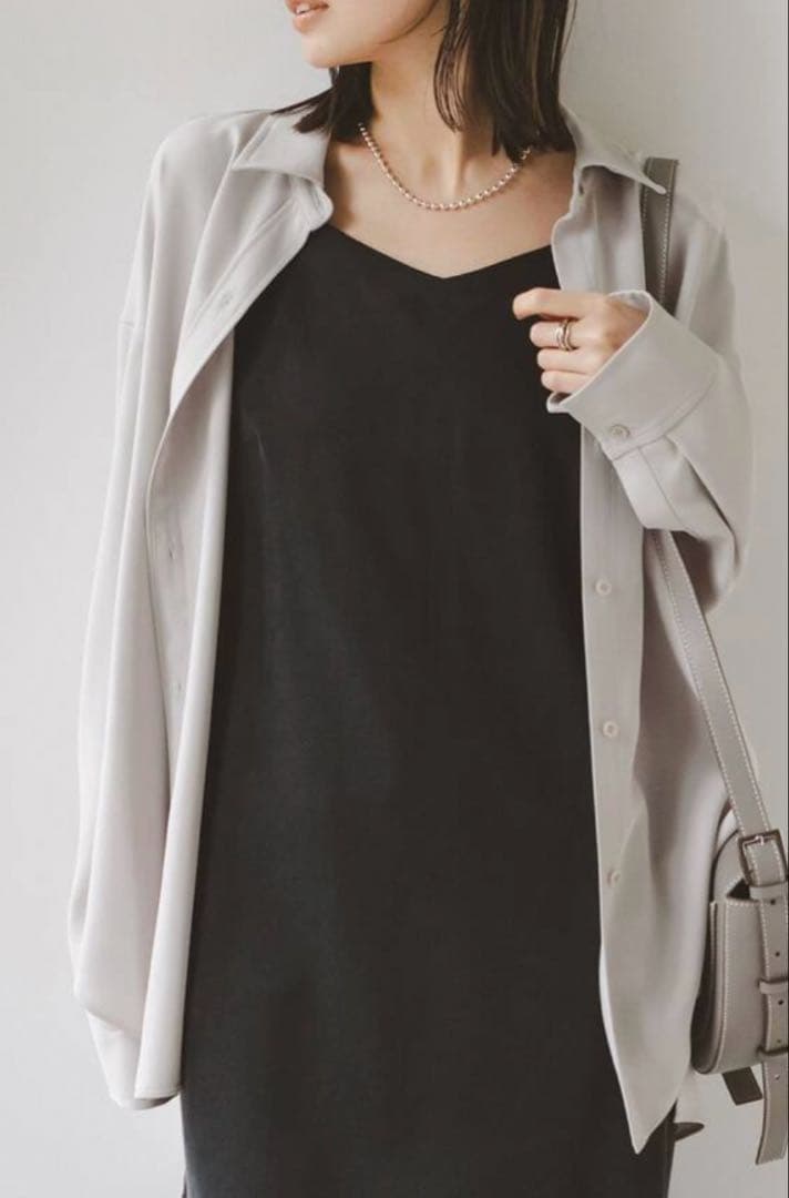 NOBLE シーズンカラープレーンシャツ　ベージュ　ノーブル