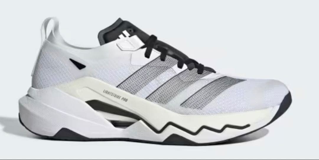 アディダス　ラピッドムーブトレーニングプロ