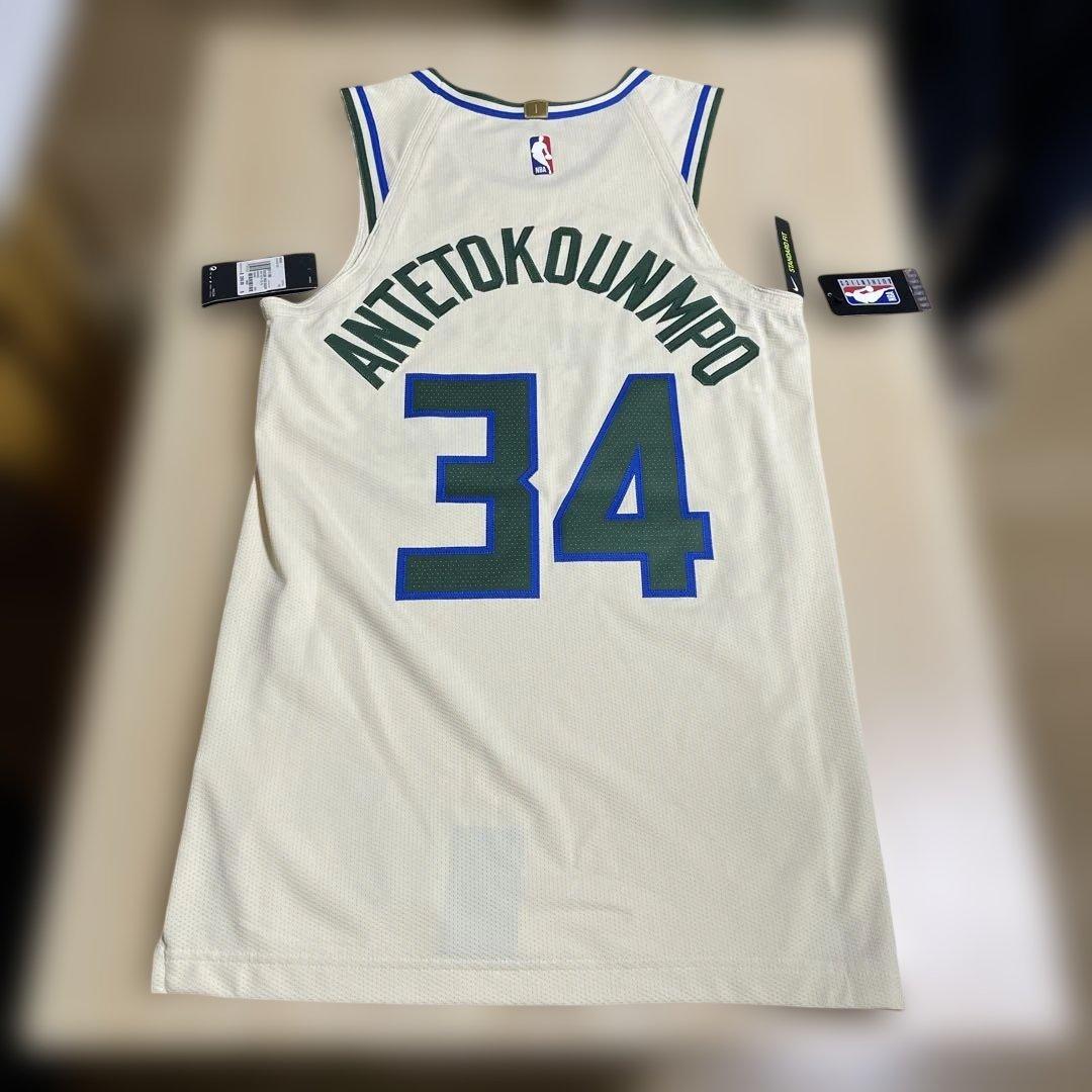 ド*ン様 新品未使用　ミルウォーキー・バックス Cream City NIKEユ