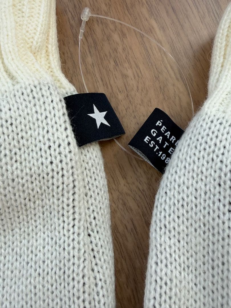 パーリーゲイツ 星マークつば付きニットレッグウォーマー　ホワイト