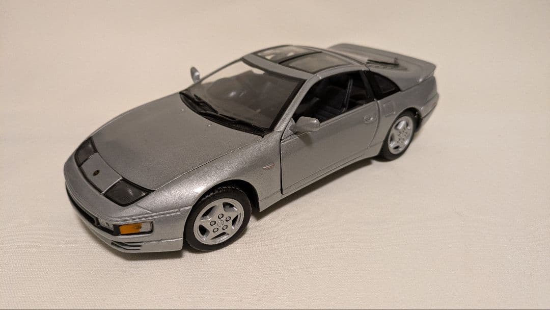 1/18 Nissan フェアレディ300ZX （京商製）