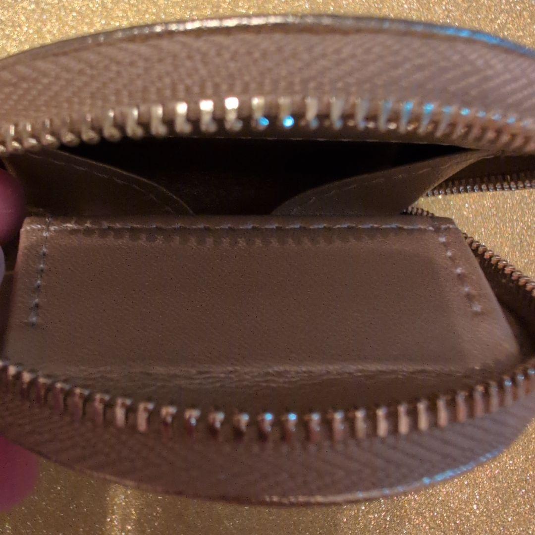 【新品未使用】皇居 財布 ゴールド 小銭入 ケース 菊の御紋 馬蹄型 牛革